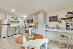 1/2 Mi to Bear Creek Lake: Gem w/ Fire Pit!