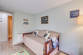 1/2 Mi to Bear Creek Lake: Gem w/ Fire Pit!