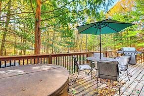 1/2 Mi to Bear Creek Lake: Gem w/ Fire Pit!