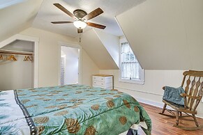 Charming Wilton Vacation Rental w/ Fire Pit