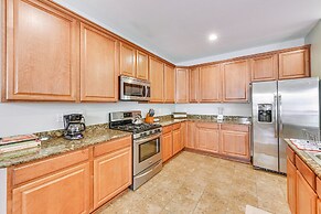 Spacious Zachary Home: 12 Mi to Baton Rouge!