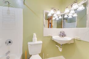 Charming Duplex w/ Patio: 12 Mi to Grand Targhee!