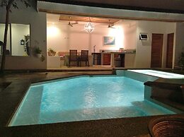 Luxury Beachfront Oasis - Hermosa Palms 50 by RedAwning