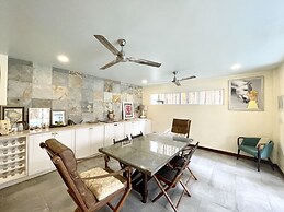 Luxury Beachfront Oasis - Hermosa Palms 50 by RedAwning