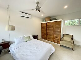 Luxury Beachfront Oasis - Hermosa Palms 50 by RedAwning