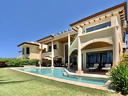 Luxury Villa on The Beach - Hermosa Palms 10A