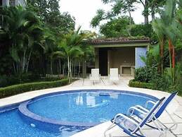 La Torre: Poolside Condo with Scenic Views by RedAwning