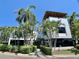 Classy Beachfront Home with Private Pool - Hermosa Palms 110 by RedAwn