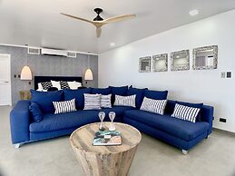 Modern Beachfront Paradise - Hermosa Palms 8 by RedAwning