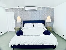 Modern Beachfront Paradise - Hermosa Palms 8 by RedAwning