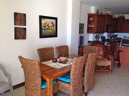 3 Bedroom Condo w/ Ocean View - Tres Regalos 201N by RedAwning