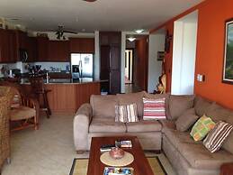 3 Bedroom Condo w/ Ocean View - Tres Regalos 201N by RedAwning