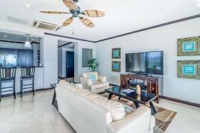 Elegant Beachfront Condo at Diamonte del Sol - 801s by RedAwning
