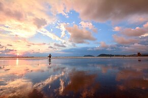 Casa Sunset Family Home - Walk to Jaco Beach by RedAwning