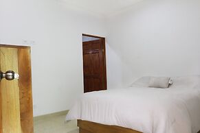 Heart of Jaco: Luxury Villa with Pool by RedAwning