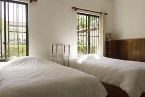 Heart of Jaco: Luxury Villa with Pool by RedAwning