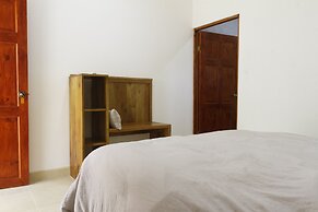 Heart of Jaco: Luxury Villa with Pool by RedAwning