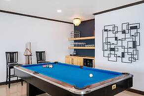 Ocean View, Luxury Penthouse at Diamonte del Sol 702N by RedAwning