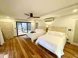 Casa Campana: 9BR Luxury Villa at Los Suenos Resort by RedAwning