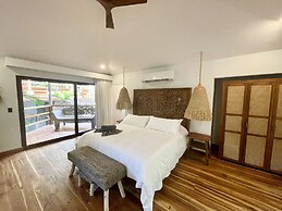 Casa Campana: 9BR Luxury Villa at Los Suenos Resort by RedAwning