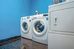 OYO Life 2837 Apartment Dramaga Tower