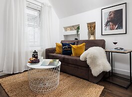 Bijoux Central Plymouth 1 Bed Apartment