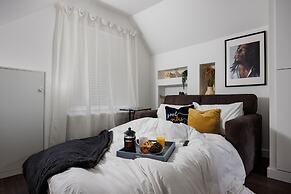 Bijoux Central Plymouth 1 Bed Apartment