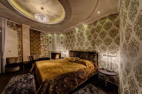 Chateau Rond Boutique Hotel & Spa