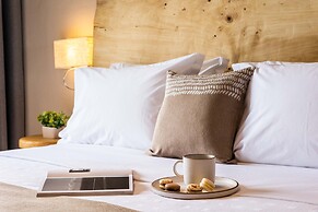 Thalassa Cape Philian Collection