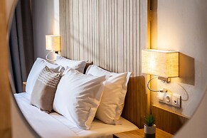 Thalassa Cape Philian Collection