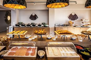 Thalassa Cape Philian Collection