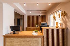 Thalassa Cape Philian Collection