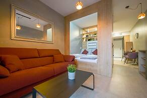 Svarog Unique Suite by CHORS