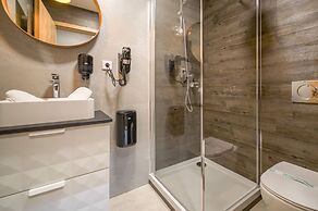 Svarog Unique Suite by CHORS