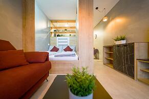 Svarog Unique Suite by CHORS