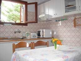 Harrys bar & apartments