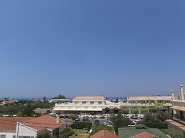 Harrys bar & apartments