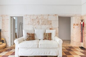 3646 Casal 800 by Perle di Puglia