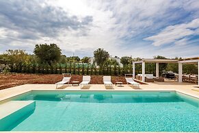 3646 Casal 800 by Perle di Puglia