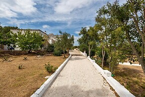 3646 Casal 800 by Perle di Puglia