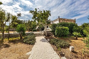 3646 Casal 800 by Perle di Puglia