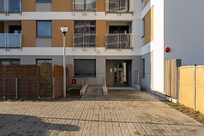 Beige Apartment Poznań by Renters