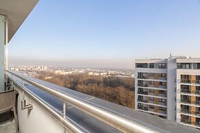 Beige Apartment Poznań by Renters