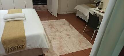 Nqabanqaba B&B