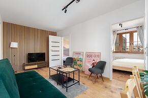 Kościelna Apartment Poznań by Renters