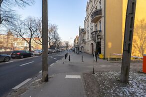 Kościelna Apartment Poznań by Renters