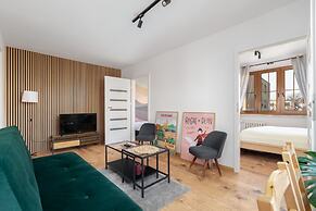 Kościelna Apartment Poznań by Renters