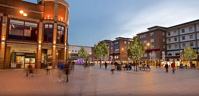 Spacious,luxury, Near City Center, Free Parking