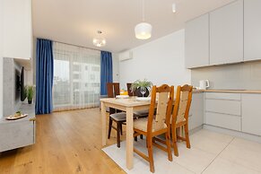 Green Surroundings 2 Bedrooms by Renters