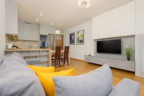 Green Surroundings 2 Bedrooms by Renters